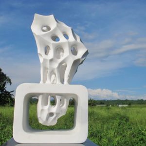 內世界 (2014花蓮國際石雕藝術季) 銀狐白色大理石